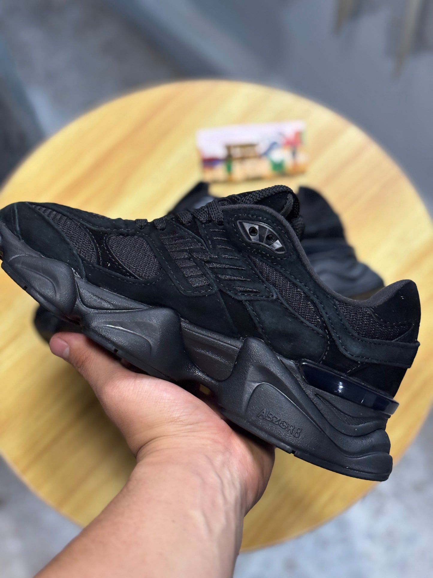 New Balance 9060 Black (Negros)