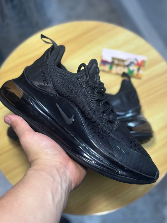 Nike Air Max 720 Válvula Negro